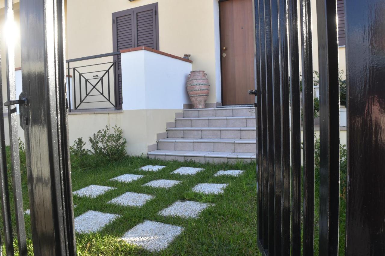Bed & Breakfast Domus Pepe Scalea Εξωτερικό φωτογραφία