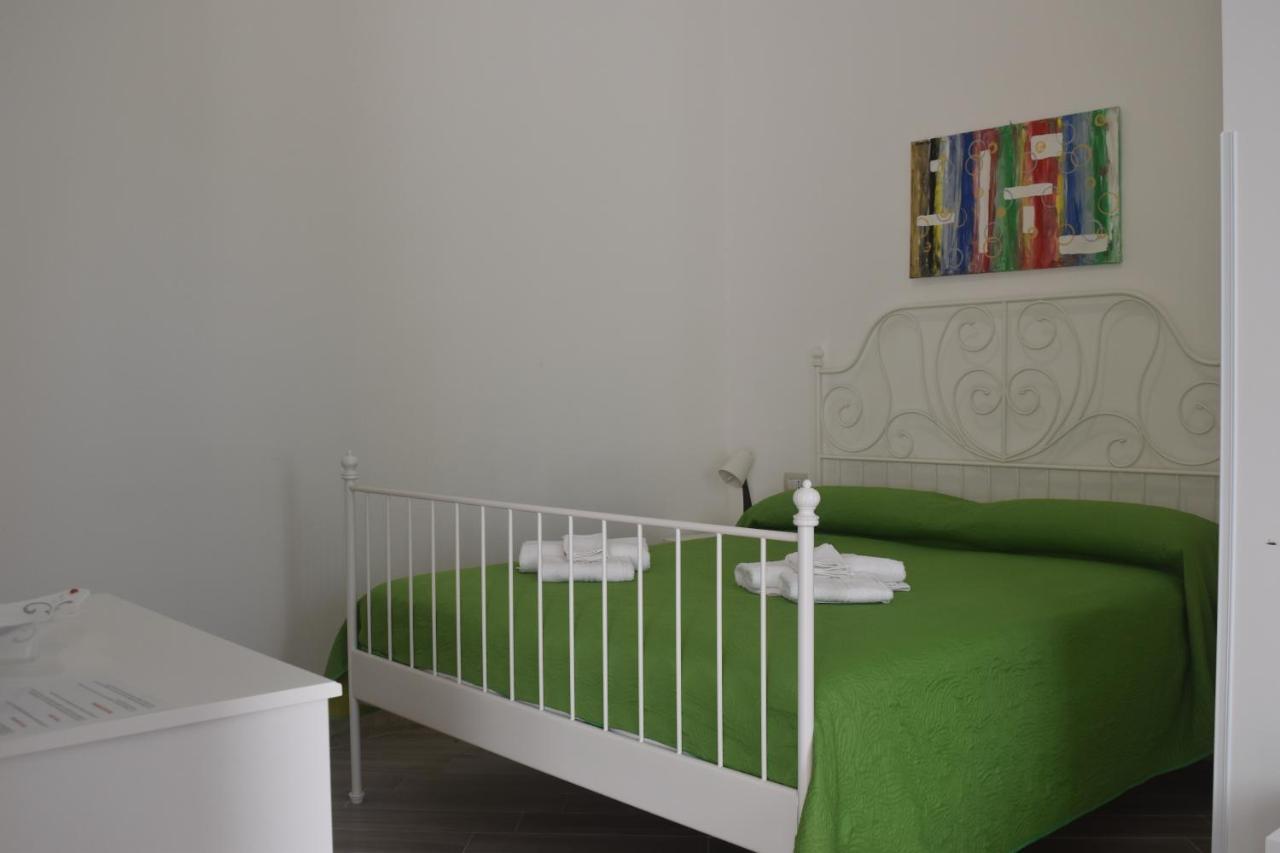 Bed & Breakfast Domus Pepe Scalea Εξωτερικό φωτογραφία