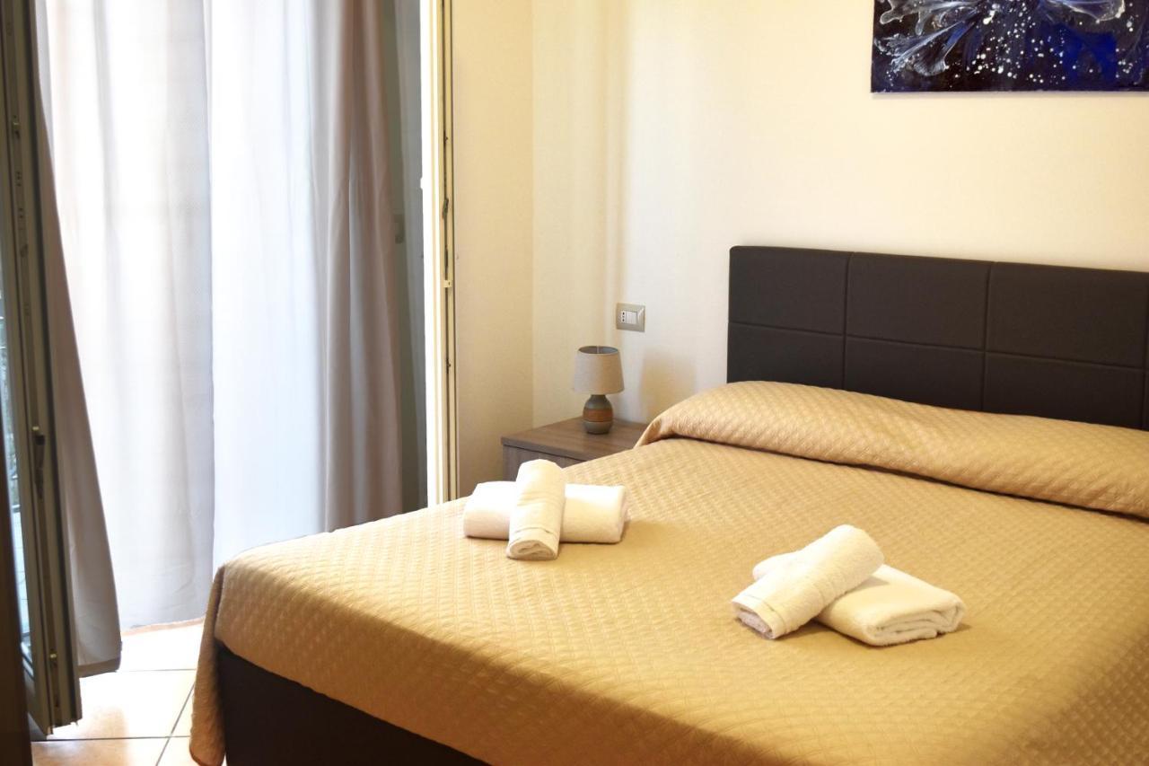 Bed & Breakfast Domus Pepe Scalea Εξωτερικό φωτογραφία