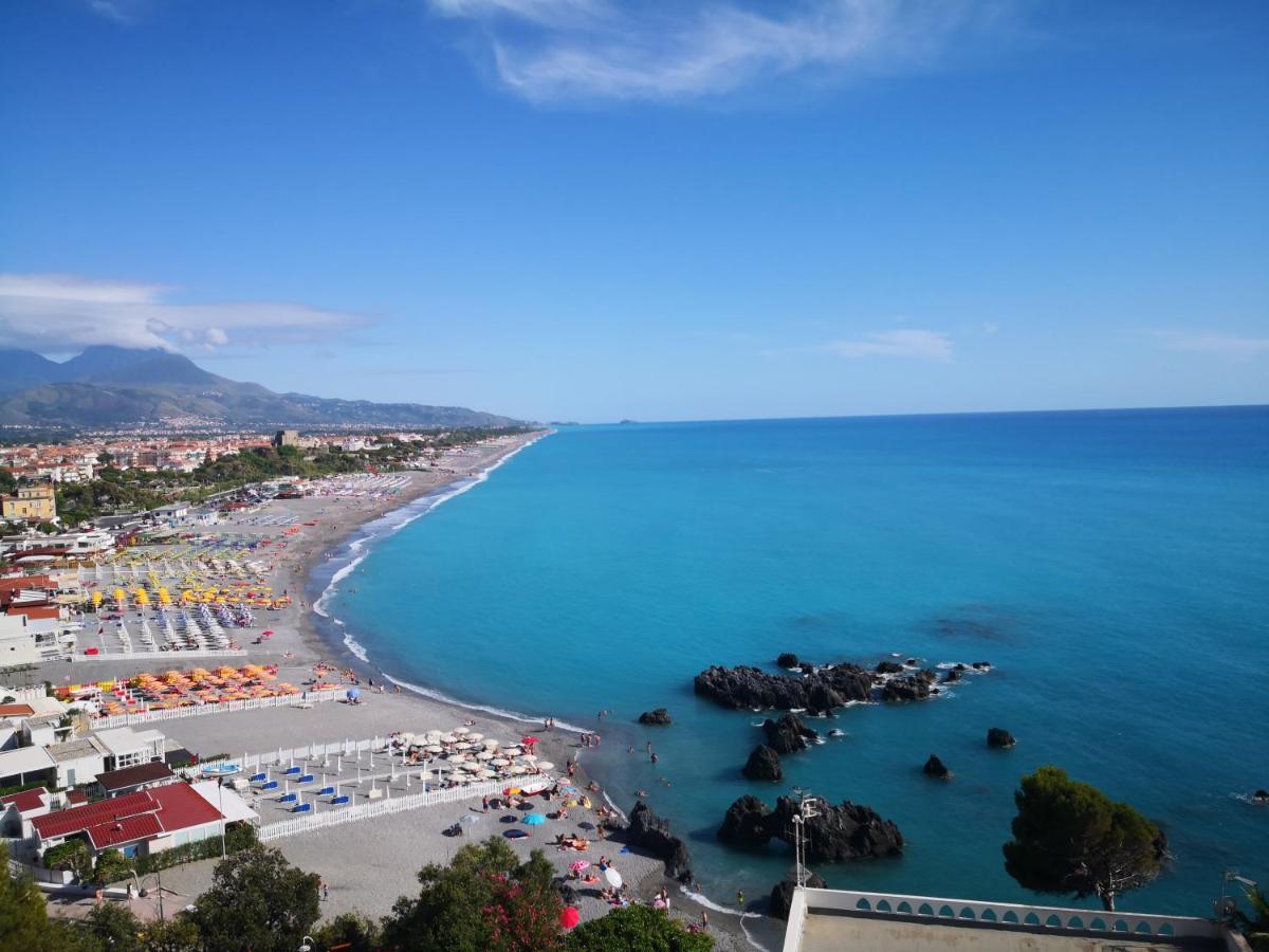 Bed & Breakfast Domus Pepe Scalea Εξωτερικό φωτογραφία