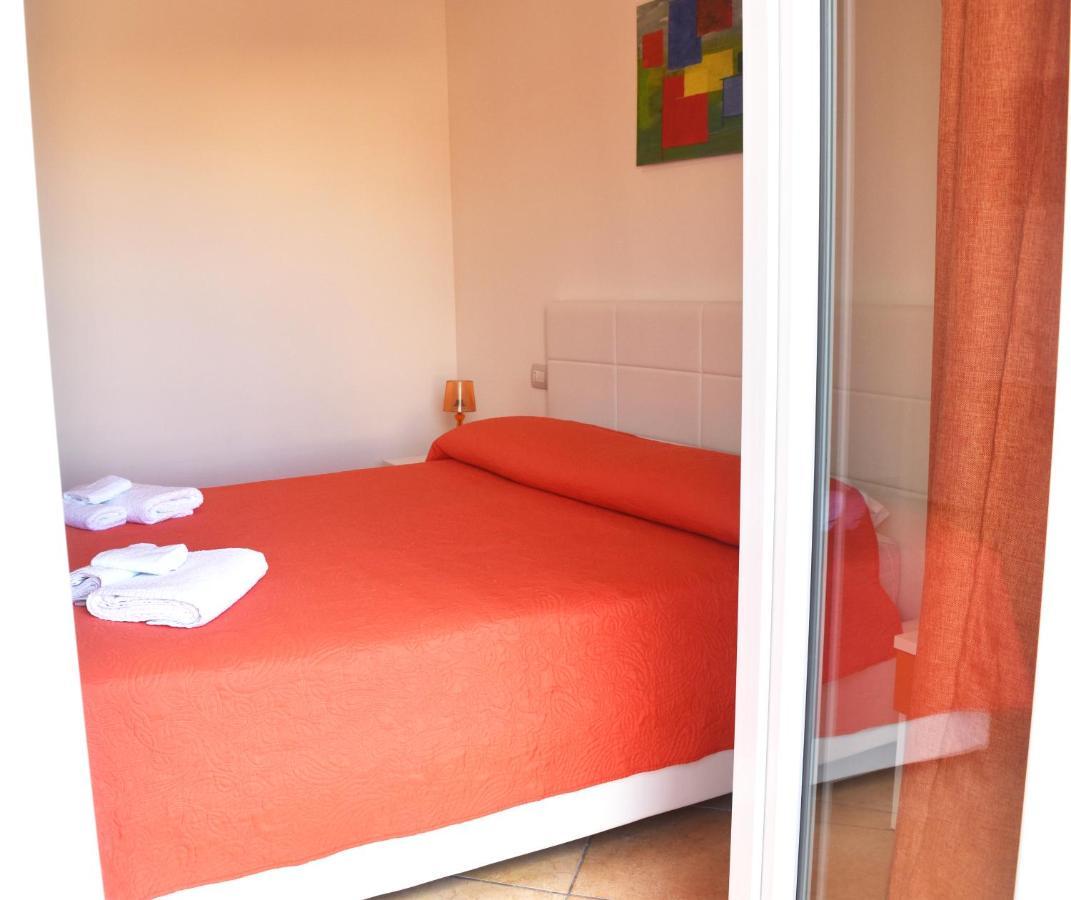 Bed & Breakfast Domus Pepe Scalea Εξωτερικό φωτογραφία